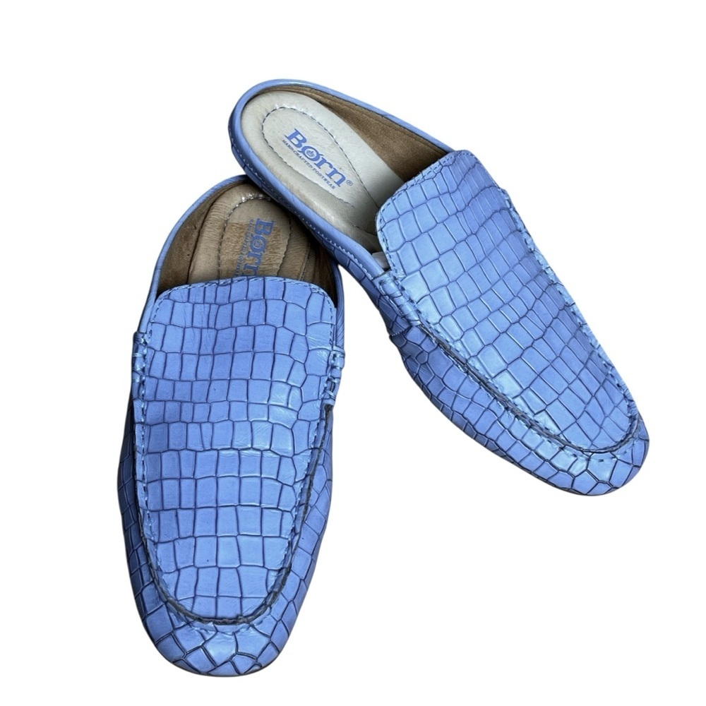 Born Capricorn Blue Leather Crocodile Textured Slip-On Mules โ Size 7